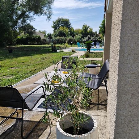 Vila Demeure En Pierre Avec Piscine Privee Etauliers Exteriér fotografie