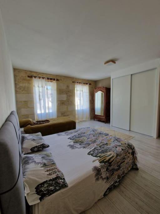 Vila Demeure En Pierre Avec Piscine Privee Etauliers Exteriér fotografie