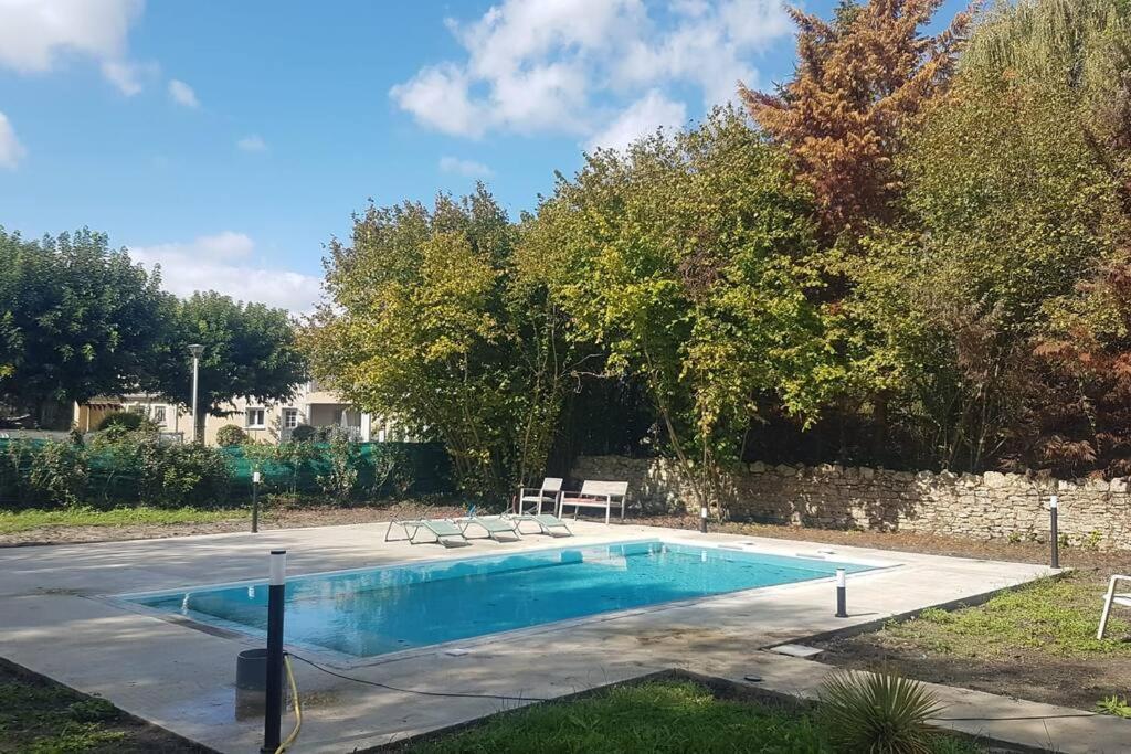 Vila Demeure En Pierre Avec Piscine Privee Etauliers Exteriér fotografie