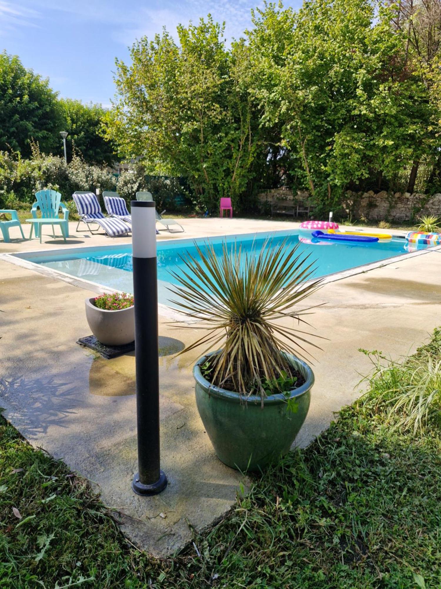Vila Demeure En Pierre Avec Piscine Privee Etauliers Exteriér fotografie